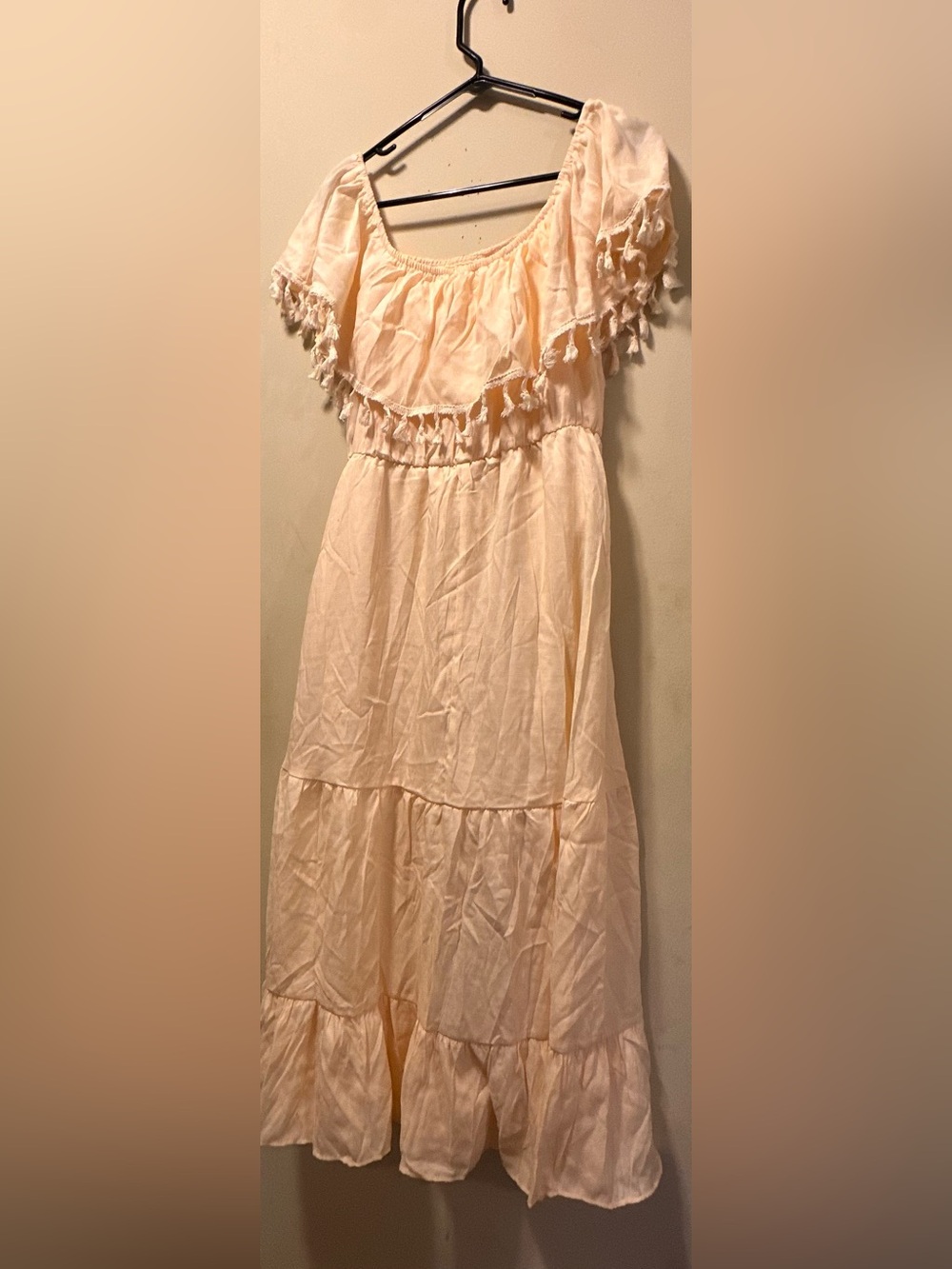Very good material Curve Cream Plus-Size Garment Tag